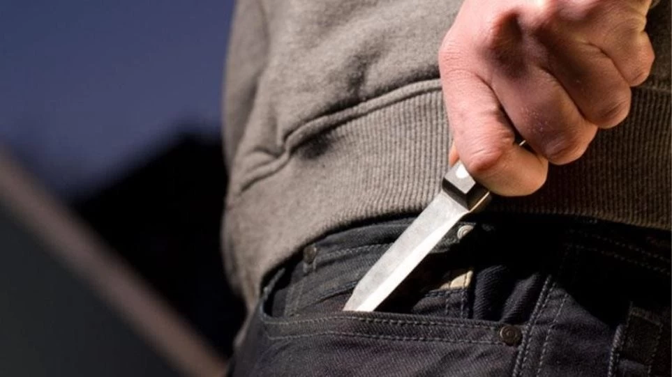 Ρομά λήστεψε Ρομά και μαχαίρωσε άλλον Ρομά που πήγε να βοηθήσει!